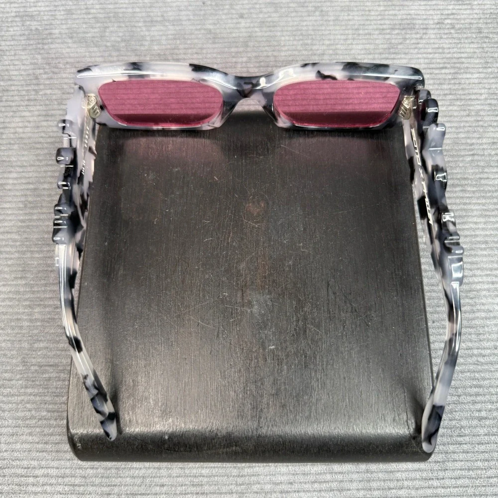 Akila x Soto Verve Y2K Sunglasses Grey Marble Tortoise Pink Lens Rectangular Vtg